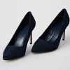 Marque Amazon - find. Wide Fit Point Court Shoe, Escarpins Bout fermé femme