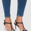 41fB4tHNy3L._AC_.jpg Marque Amazon - find. Sandales Bicolores à Talons Femme