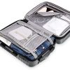Amazon Basics Valise rigide à roulettes pivotantes de qualité avec serrure TSA intégrée - 55 cm, Gris
