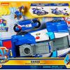 PAT PATROUILLE LE FILM - VÉHICULE TRANSFORMABLE CHASE - Voiture PAT PATROUILLE LE FILM - VÉHICULE TRANSFORMABLE CHASE - Voiture de Police Interactive + Moto Pat Patrouille Avec Transformation, Lance-Projectiles et Figurine Chase - 6060759 - Jouet Enfant 3 ans et +