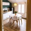 VADIM Chaise Blanche Scandinave Lot de 4, Chaises Salle a Manger avec Pieds en Bois Massif pour Salon, Salle à Manger, Cuisine,Bureau