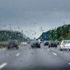 41kcWZMIFIL._AC_.jpg Rain-X 26013, Anti-pluie en flacon, Pare-brise voiture, vitres salles de bains, Original, 200ml