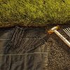 61f6Z11qthL._AC_.jpg GardenMate lot de 100 piquets de fixation en acier 2,9 mm, 150 mm long, 25 mm large