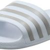 adidas Adilette, Chaussures de Plage & Piscine Mixte adidas Adilette, Chaussures de Plage & Piscine Mixte