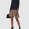 41CrpyxIlQL._AC_.jpg Desigual Vest_Praga Robe décontractée Femme