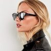 HAWKERS · Lunettes de soleil NEW CLASSIC pour homme et femme · DIAMOND BLACK · DARK