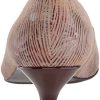 Trotters Kiera, Kiera Femme