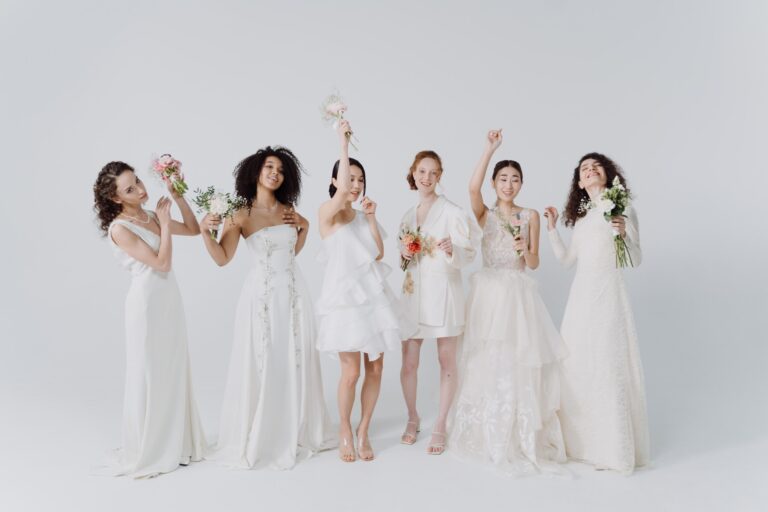 photo-mariee-femmes Photos de femmes portant des robes de mariée